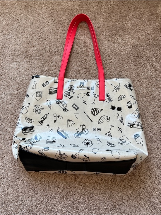 kate spade Handbags - Kate Spade New York Things We Love Collection Tote Bag